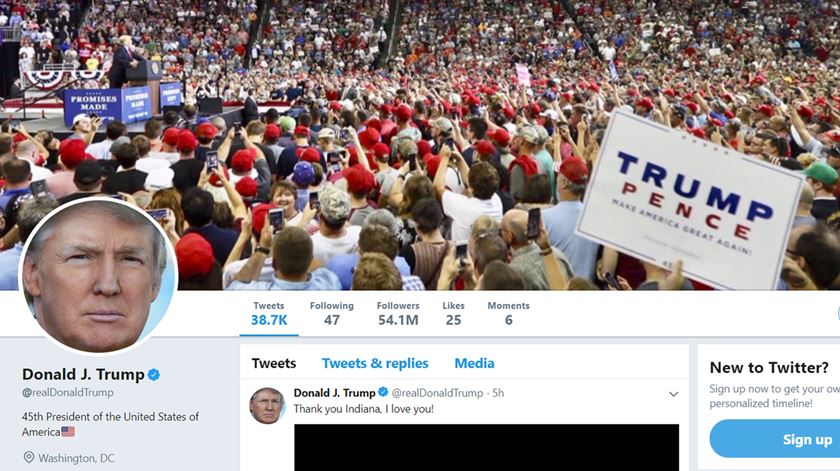 Twitter encerra conta de Donald Trump definitivamente