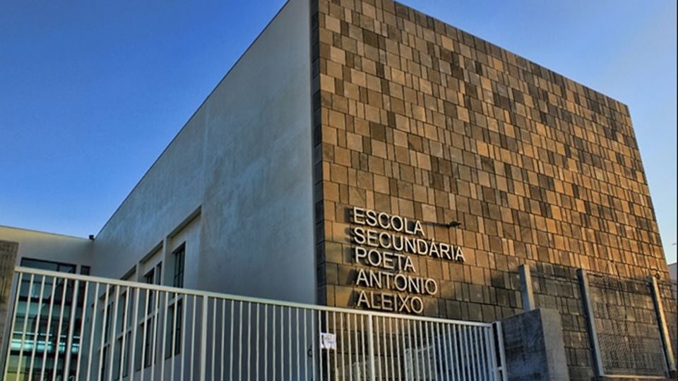 Secundária Poeta Antonio Aleix...