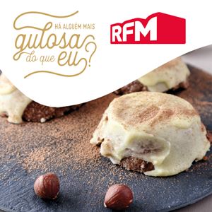 BOLINHOS DE FRUTOS SECOS COM COBERTURA DE MANTEIGA DE CACAU (VEGAN, SEM AÇÚCAR, SEM GLÚTEN)