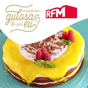 BOLO DE CHOCOLATE BRANCO E MANGA