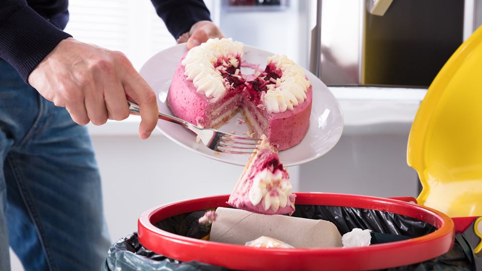 Vamos evitar que a comida vá p...