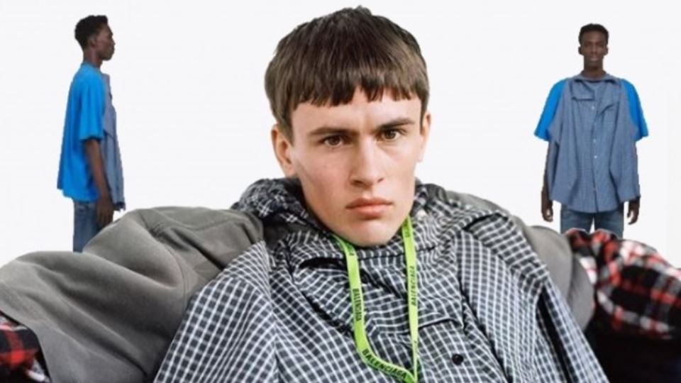 É uma t-shirt camisa, custa 1.... É uma t-shirt camisa, custa 1....