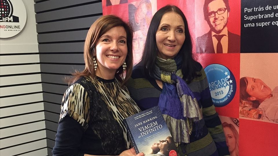 A mulher de Stephen Hawking fa...