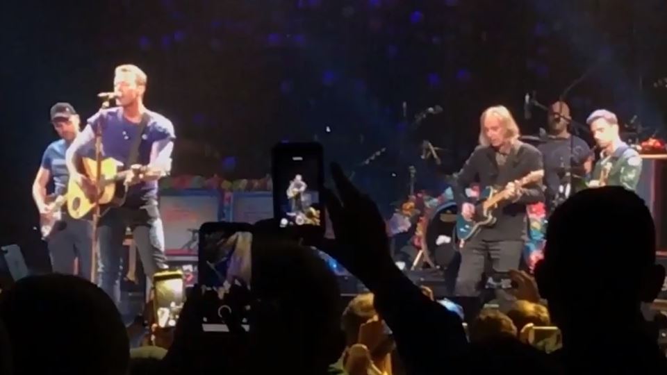 Coldplay homenageiam Tom Petty...
