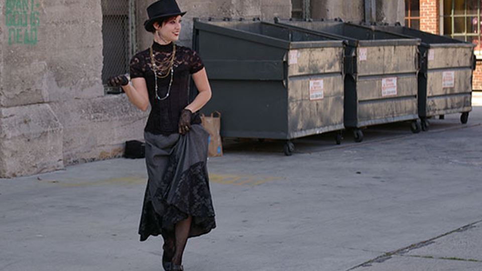 COMPLICATED DRESS COMPLICATED DRESS