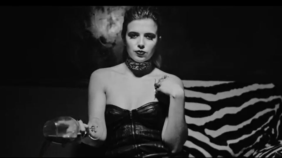 RFM estreia novo vídeo de Ella...