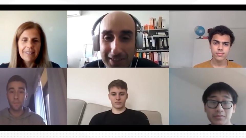 Alunos portugueses ganham ouro...