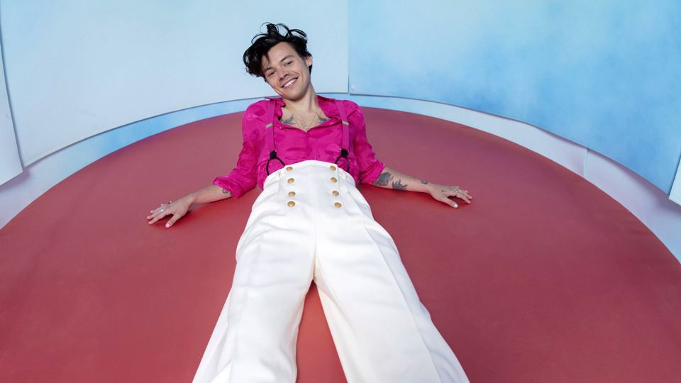 Harry Styles pode ajudar-te a ...