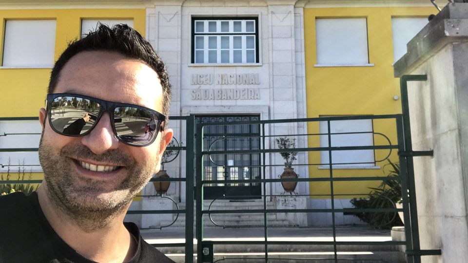 No Liceu de Santarém eras do p... No Liceu de Santarém eras do p...