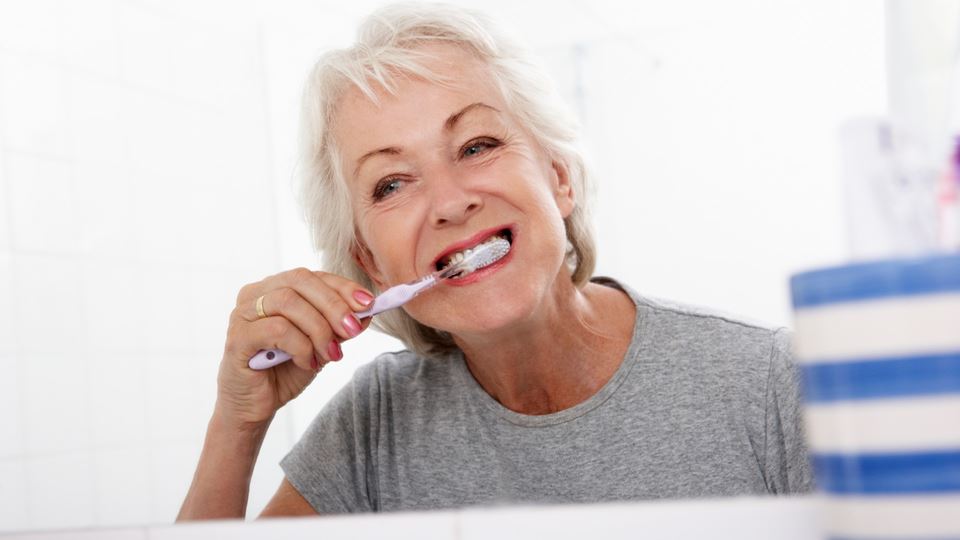 Lavar os dentes pode prevenir ...