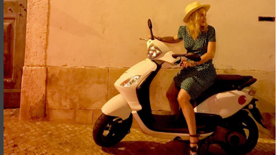 Madonna disfruta Alfama e desc... Madonna disfruta Alfama e desc...