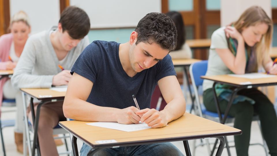 O que vai mudar nos exames nac... O que vai mudar nos exames nac...