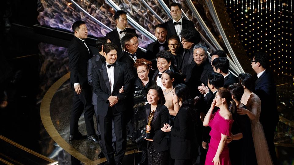 Noite de surpresas "parasitas"...