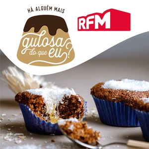 HÁ ALGUÉM MAIS GULOSA DO QUE EU? - QUEQUES DE COCO, ALFARROBA E MEL (SEM AÇUCAR REFINADO E SEM GLÚTEN)