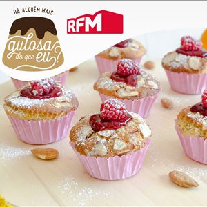 HÁ ALGUÉM MAIS GULOSA DO QUE EU? - QUEQUES DE AMÊNDOA, LARANJA E FRAMBOESA