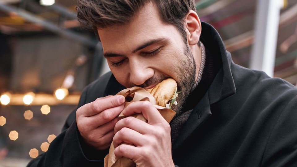 Sabias que a sanduíche surgiu ...