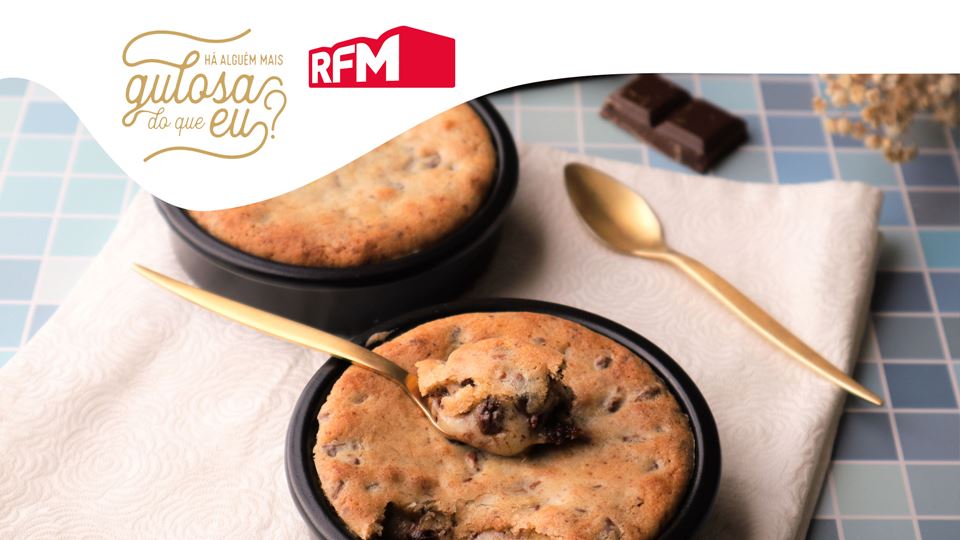 Taça Cremosa de Bolacha com Ch...