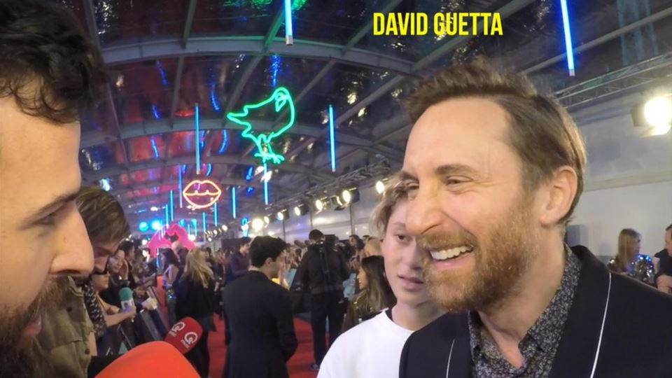 Fado, raspanete e convites! A ...